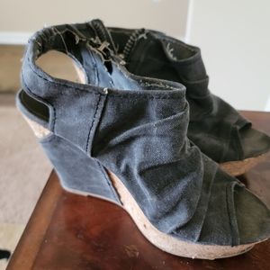 Big Buddha, size 10 shoes, funky fun shoe